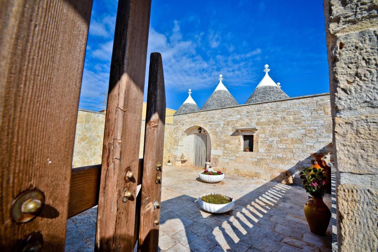 I Cinque Trulli With Swimming Pool Villa มาร์ตินาฟรังกา ภายนอก รูปภาพ