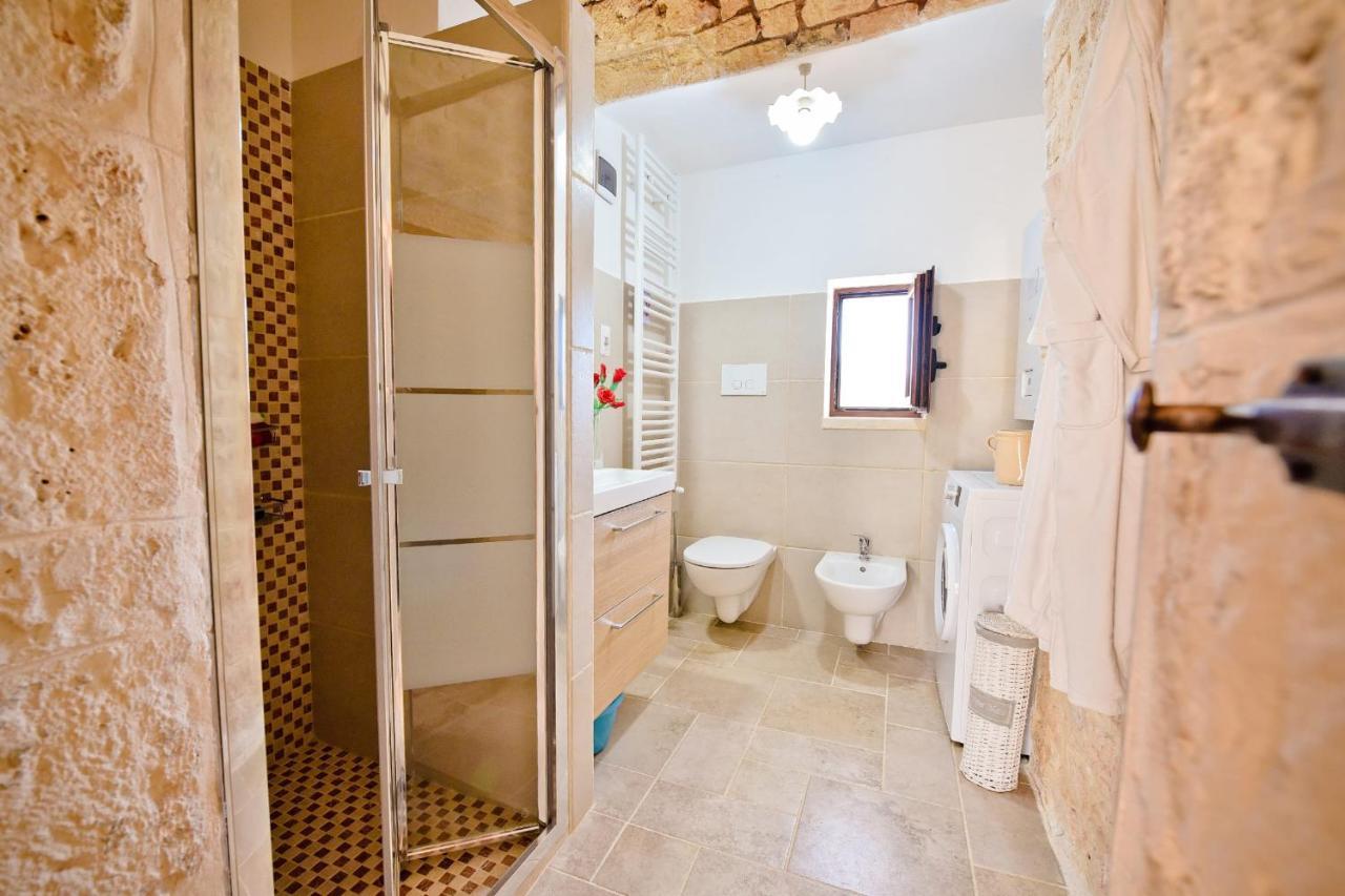 I Cinque Trulli With Swimming Pool Villa มาร์ตินาฟรังกา ภายนอก รูปภาพ