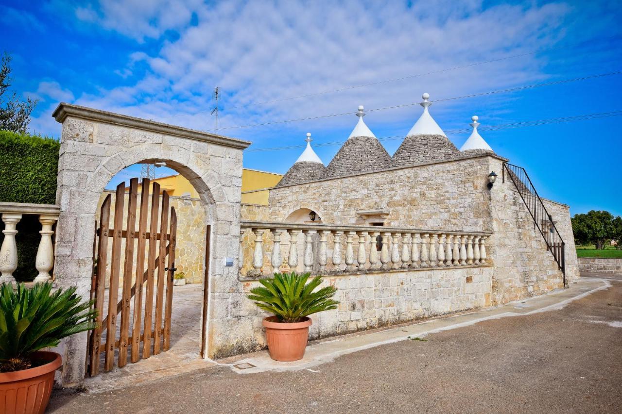 I Cinque Trulli With Swimming Pool Villa มาร์ตินาฟรังกา ภายนอก รูปภาพ